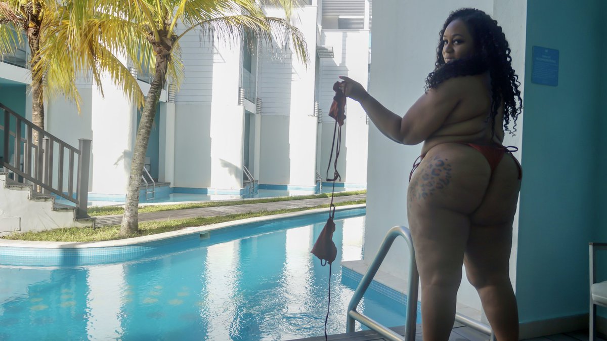 fayejackson419's tweet photo. Thanks for the bday love

Now cashapp me a dollar to pay for my bday massage today 

$fayejackson419 https://t.co/cOUpGLfZm3
