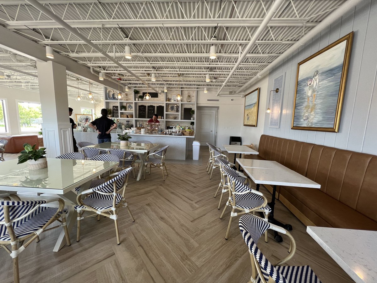 It’s refreshing to see some new things popping up in Port Isabel / South Padre and Brownsville. Yesterday I saw this adorable boutique hotel and cafe right across from the lighthouse in Port Isabel! They did an amazing job with the reno! Feels good to see new life in this area!