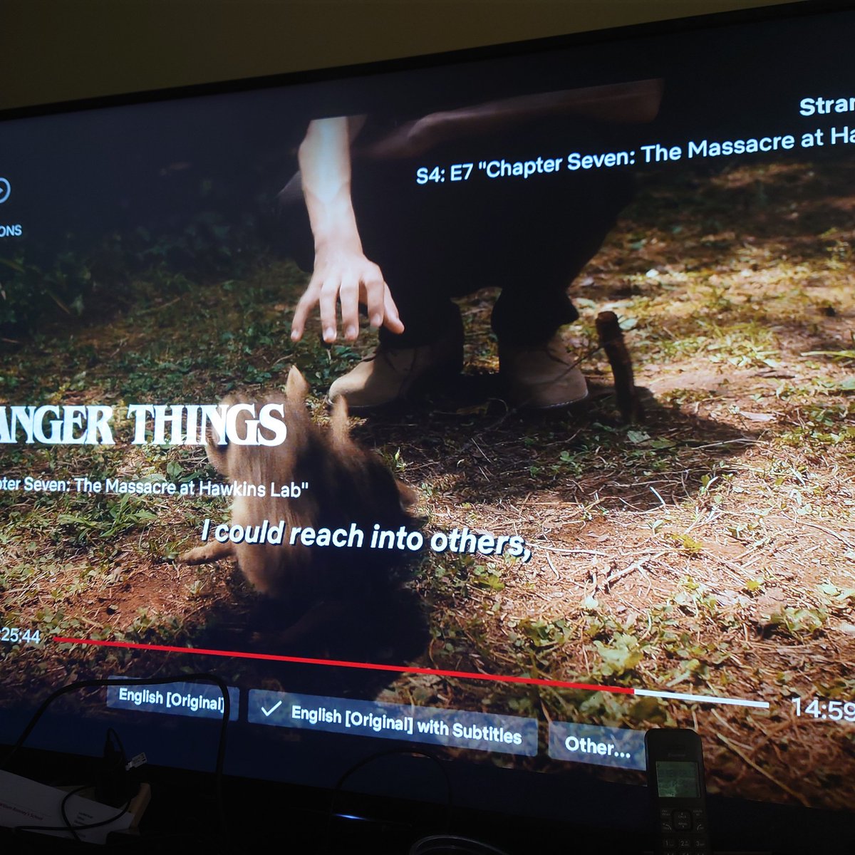 pnwright84's tweet image. Everyone says how Henry Creel/Vecna uses his left hand and Eleven/Jane uses her right hand when attacking... Yet here as a child he's using his right hand #StrangerThings #StrangerThings4 #Vecna #HenryCreel