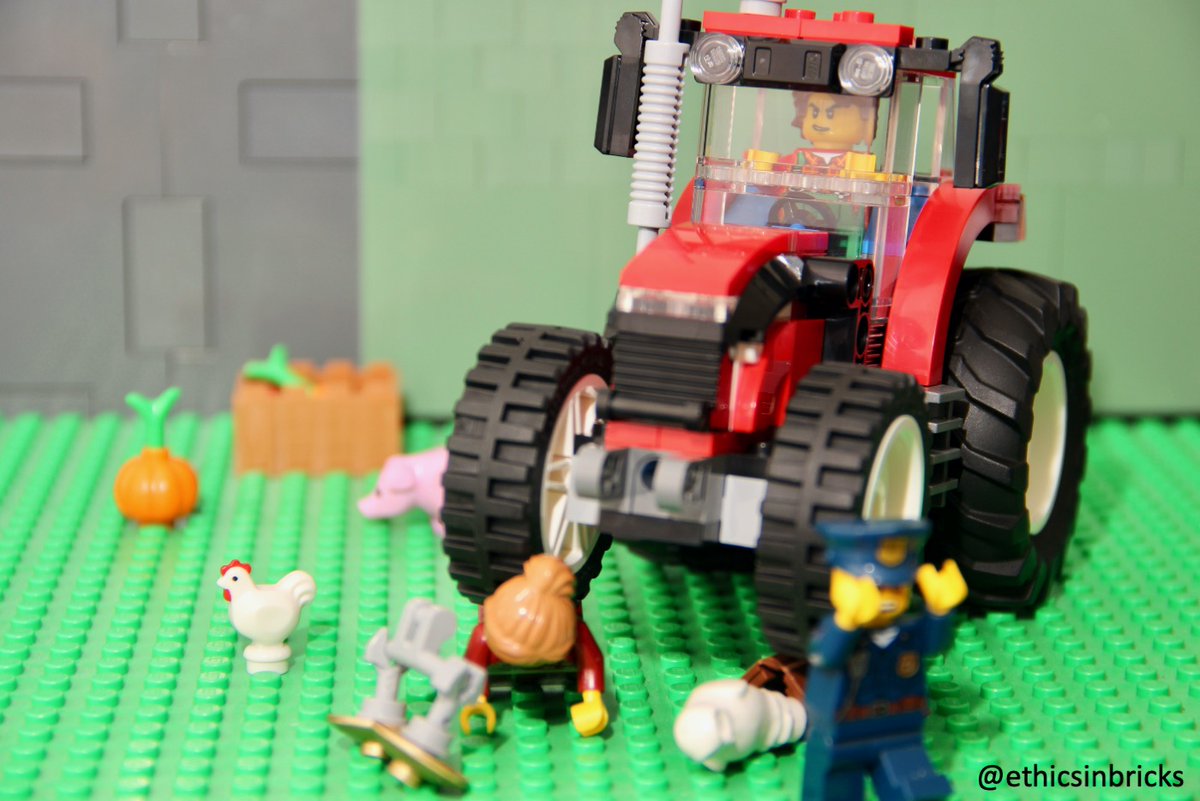 Remember: 
Bringing your tractor does not enhance the validity of your arguments.

#farmersprotest #netherlands #boerenprotest #fdf #stikstofdebat