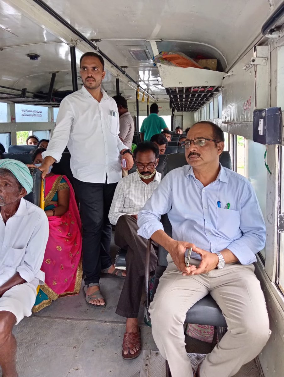 dmtrrtsrtc's tweet image. Sir
Travelled from Thorrur to Peddavangara  in view of bus day. Crew behavior is good.