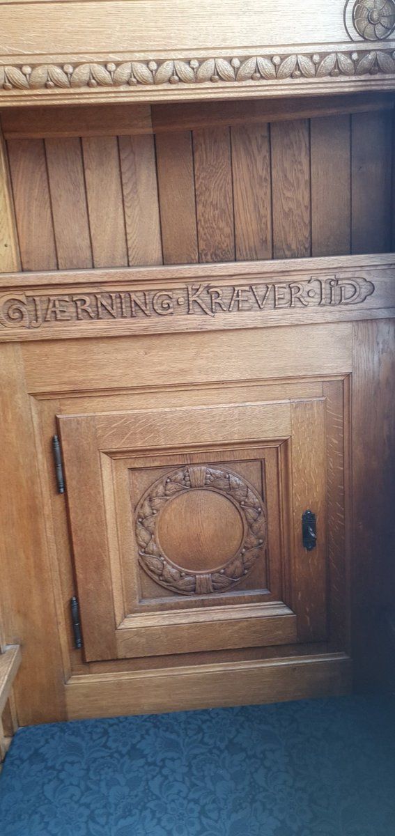 Tænker at <a href="/sophieloehde/">Sophie Løhde</a> gør det godt, og ellers bare pt. "dybt rystet i min grundlov". Enig med <a href="/a_steenberg/">Andreas Steenberg</a> det her er alvorligt! Har dog forståelse brugen for tid til at læse og drage konklusioner. For som der står på mit kontor Gjærning kræver tid. #dkpol