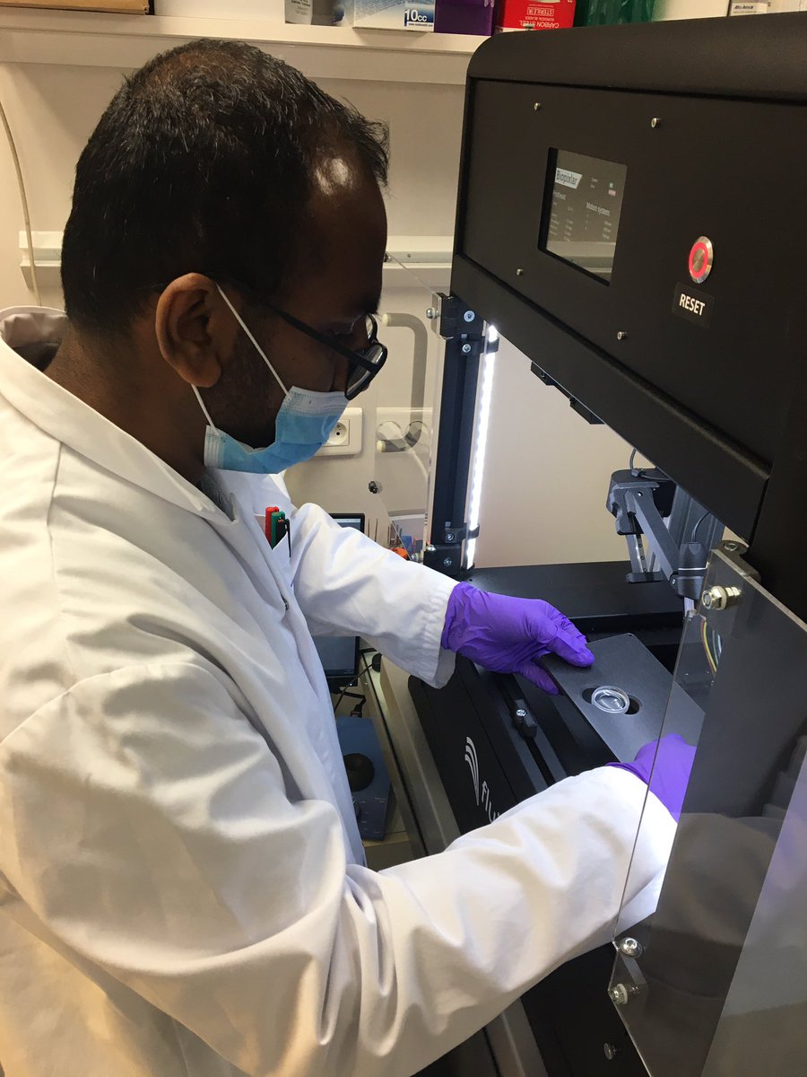 FranckHalary's tweet image. So happy that @Vivek_DR, a @project_birdie postdoc in my group at @NantesUniv @CR2TI_Nantes just started to train on the Biopixlar single cell bioprinter from @FluicellAB, the first of its kind in 🇫🇷 
It’s the beginning of an exiting journey !