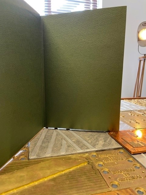 EmtonePrint's tweet photo. #tbthursday
All the way back to 2009 this week with a case bound Conference brochure for Sunseeker; a customer the group has continued to work with to this day.
#creativeprint #creativepapers #deboss #tipon #creativefinishing #casebound #ratchford #gfsmith #antalis https://t.co/KcivwkjkMi