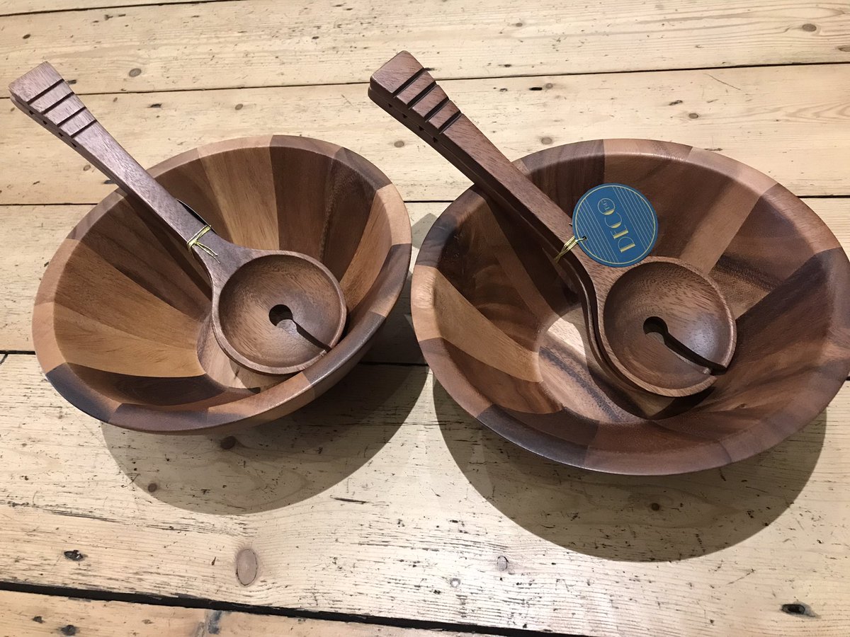 fjcookshop's tweet photo. Salad 🥗 for tea? Check these lovely acacia salad bowls and servers….we also stock salad spinners, oil bottles etc etc…… #SummerSalads #BishyRoadShopping #IndieYork #ShopLocalShopSmall https://t.co/8iw61b4XTZ