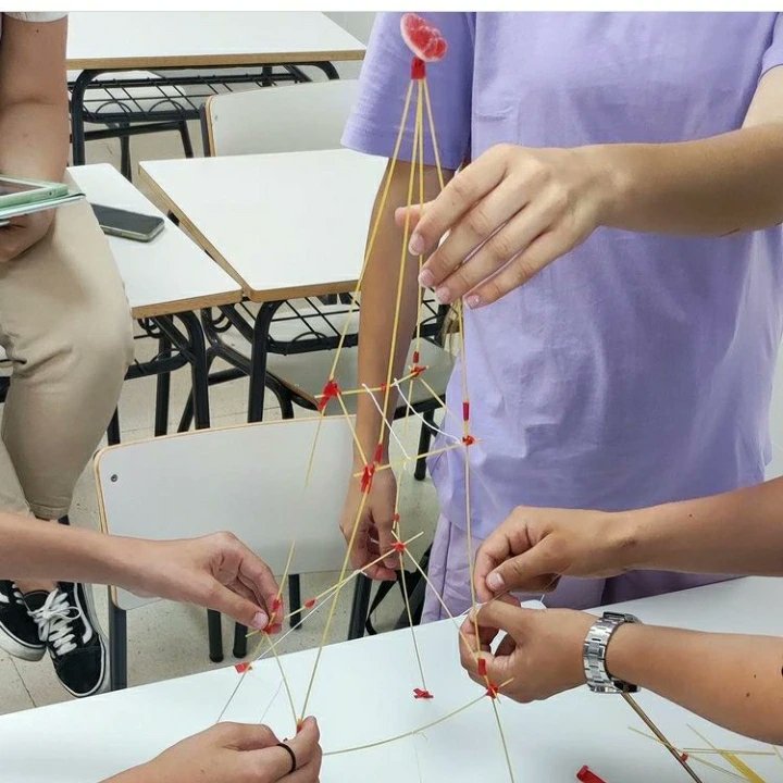 🍏AMPA IES Carmen M. Gaite Navalcarnero tweet media