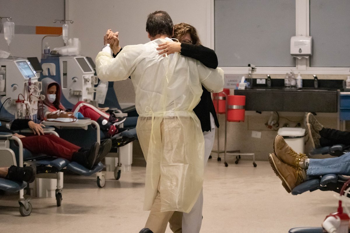 HospitalTango's tweet photo. Estos meses de mayo y junio han sido muy intensos para Hospital Tangó, junto a un grupo de profesionales del área de la salud, psicólogos y con el apoyo de @Diaverumuruguay hemos iniciado una investigación que permita determinar los beneficios de la música en los pacientes. https://t.co/OT6UhRLsCy