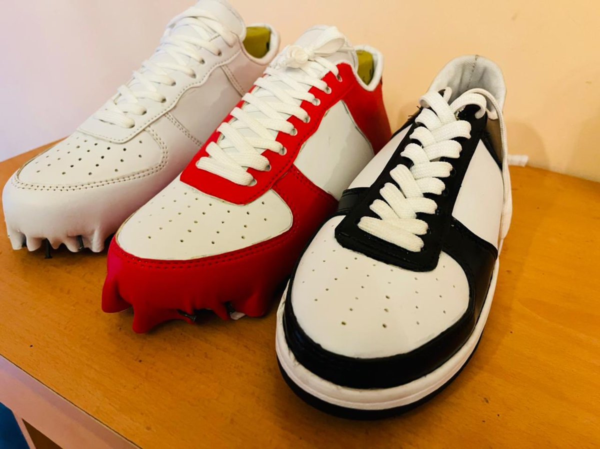 Which colour looks 👀 good?