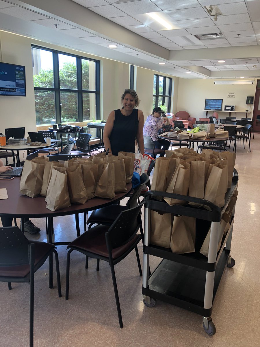 Sarah MacDonald from our Farm to Feast cafe @NSCCavc has distributed over 3700 meals to families in need in our region since April! Here she is preparing more for delivery with help from her team. Awesome work Sarah! <a href="/SecondHarvestCA/">Second Harvest | Deuxième Récolte</a> <a href="/NSCCNews/">Nova Scotia Community College - NSCC</a> <a href="/CometoNSCC/">NSCC Future Students</a> <a href="/TownofMiddleton/">Town of Middleton</a>