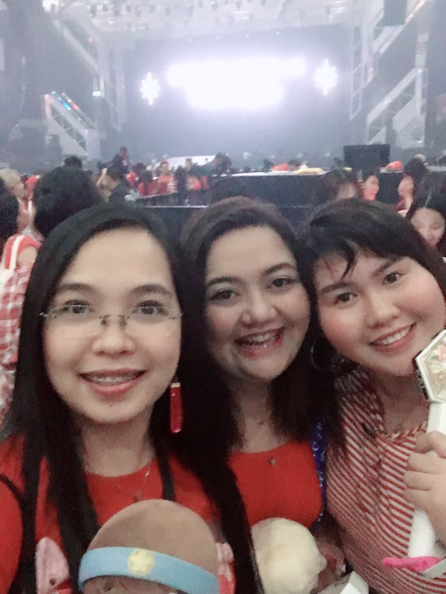 dhangunniejjang's tweet photo. Happy Birthday sa aming pinakamamahal na Ate @jongjeongjungss!!!🥳🎉  Sana masaya ka today Ateee!❤️ Di kami magsasawang magpasalamat sa’yo for everything, lamoyon..🙏🏼🥺 Miss ka na namin sobra! Lablab, Ate Ann!🥰😘

P.S. Inis ako kay ateng sobrang sexy kaya dinamitan ko nalang 🤣 https://t.co/rl6nXqplkT