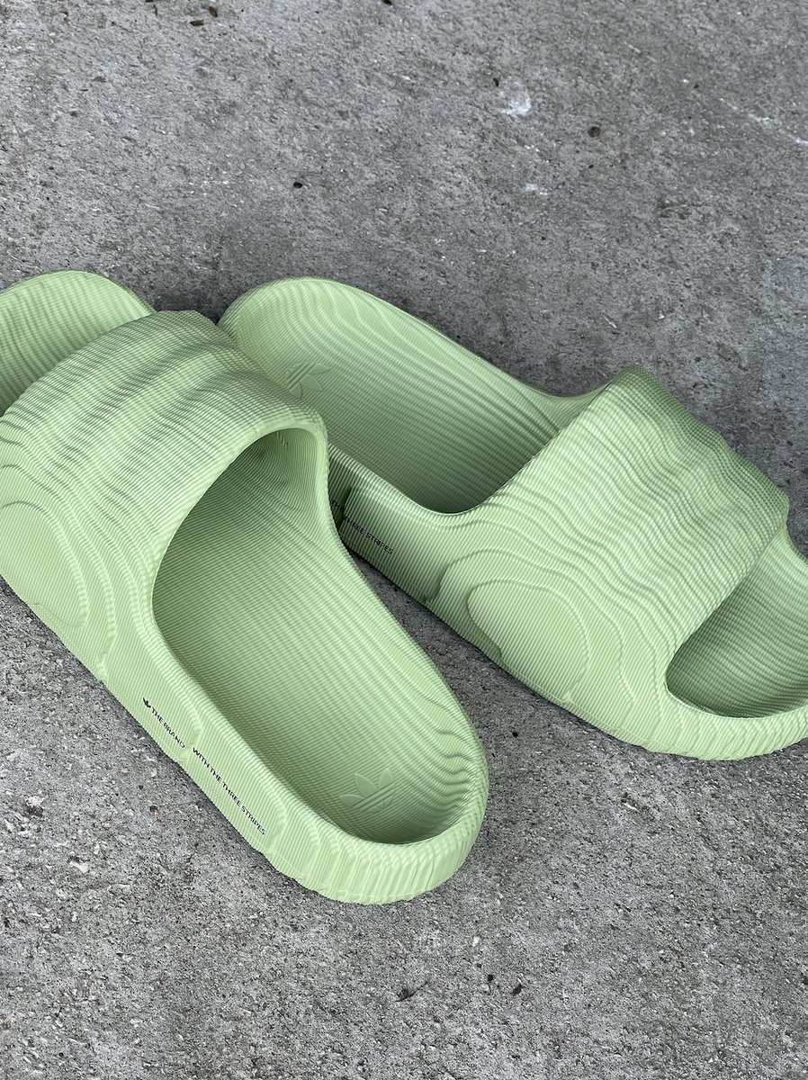 Ad: adidas Adilette 22 Slides 'Magic Lime' on Sevenstore => tidd.ly/3I4zVdF