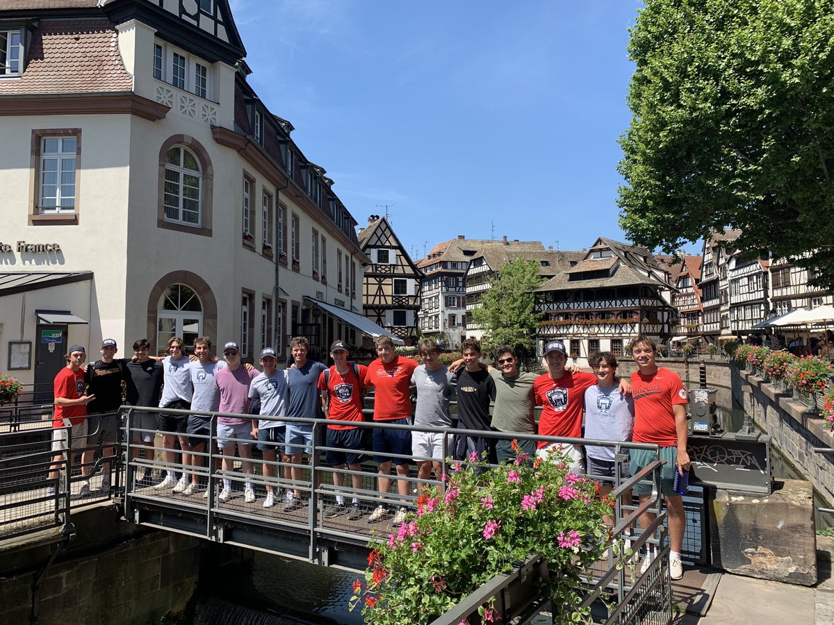 OldWorldBBall's tweet photo. Beautiful afternoon in Strasbourg (France) on the way to Ghent (Belgium). Tomorrow we play Belgium’s 18U team at the Royal Greys’ club in Antwerp #Strasbourg #baseballbelgium #royalgreys https://t.co/BtGfOTf66R