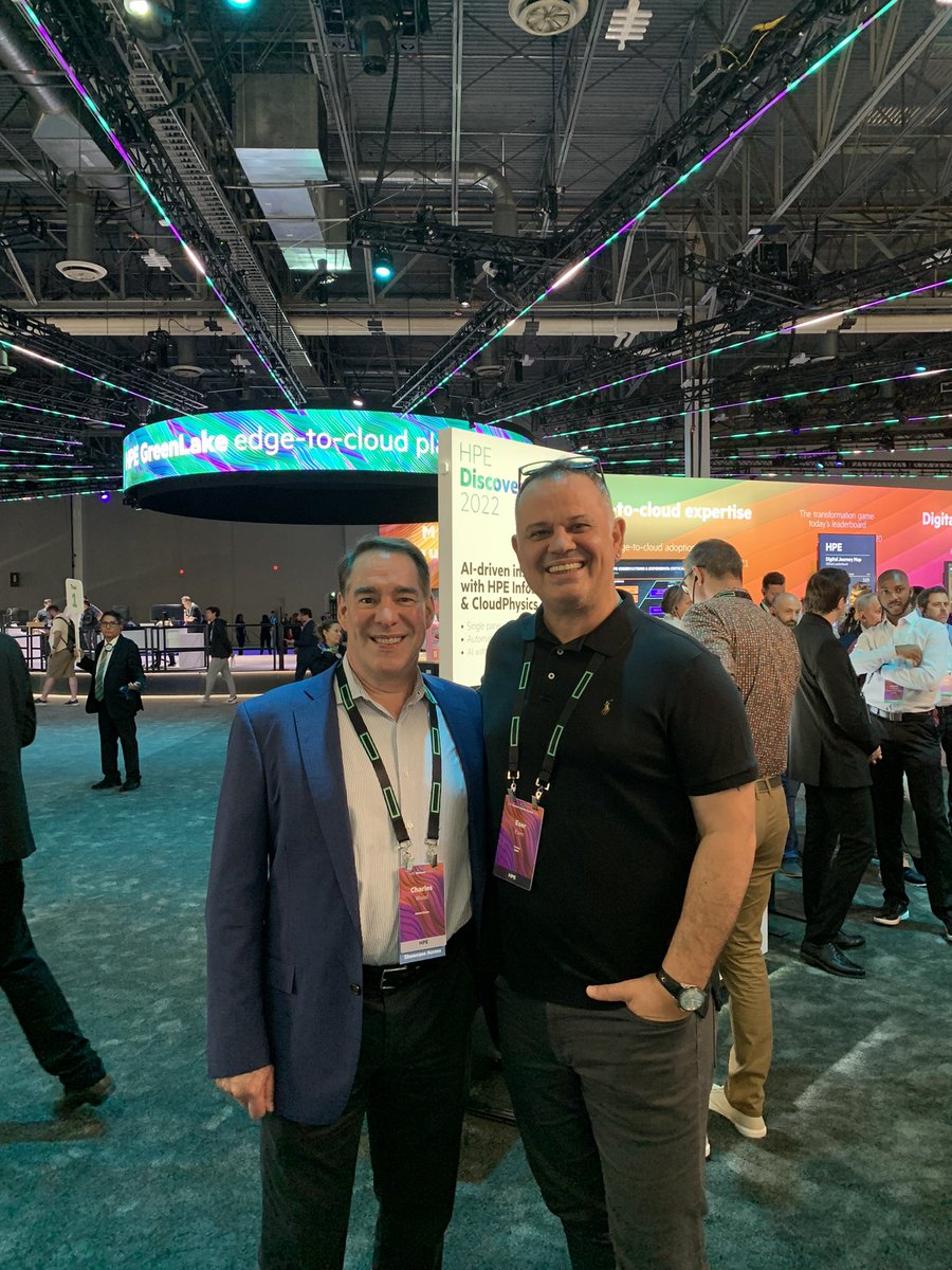 So great to be together with friends and colleagues from around the world… reuniting the federation!  #HPEDiscover #Simplivity #Vegas