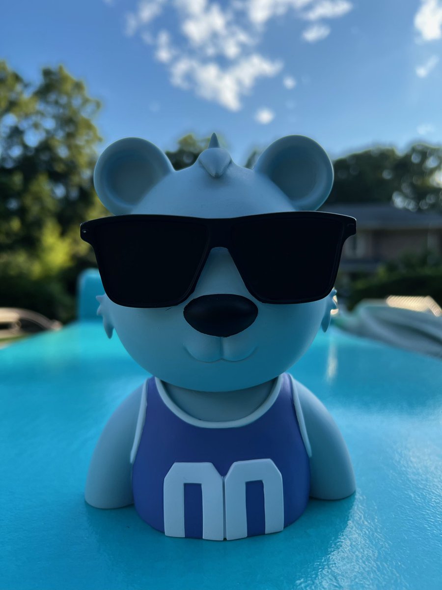 neighbears's tweet image. GM!

Neighbears are coming to the real world?

This is just one of the many things the team is working on to bring the bears to the physical world for our holders.

Keep an eye out for a WL game coming soon! 🐻
#NFTs #NFTCommunity #NFTartists