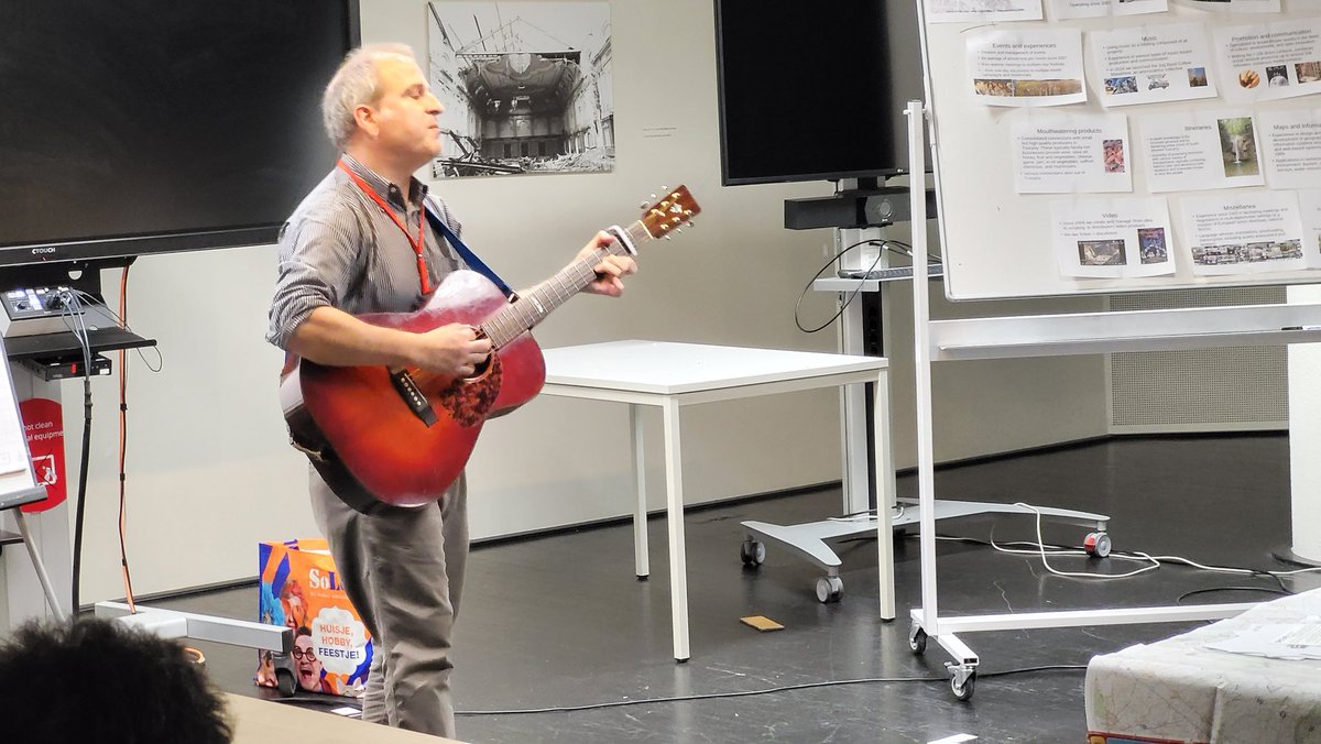 Living Knowledge GRO tweet media