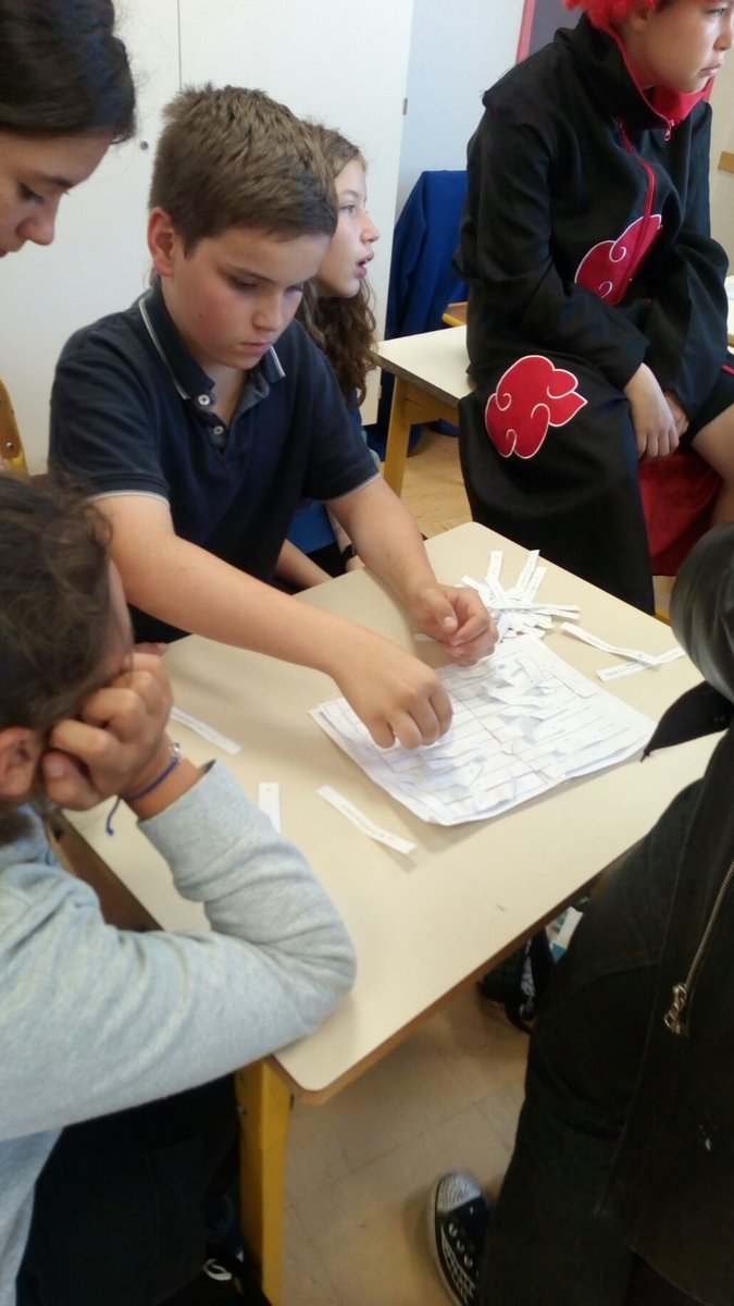 triouzoune's tweet photo. Exercices sur le calcul littéral en classe de 5e au collège @triouzoune @DSDEN19 @aclimoges. Efficacité de la coopération ! https://t.co/DDcQ1M3YrW