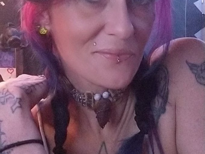 I'm online right now on SkyPrivate - pay-per-minute system for Skype live shows. Call me right now in<a href="/tag/skype"class="tags"><span>#skype</span></a>