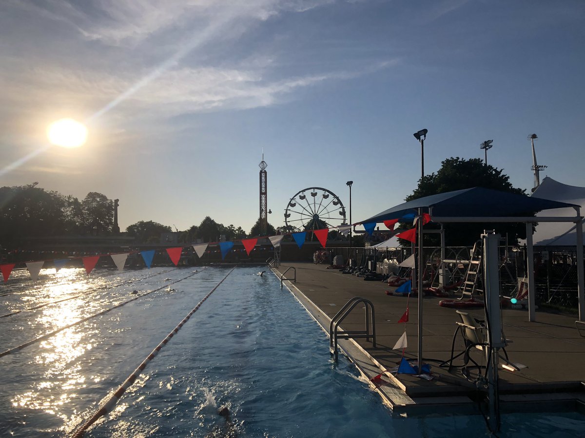 RobCotner's tweet image. Picturesque long course lap swim at Rec Pool this morning!  #AHPD #AHParkDistrict