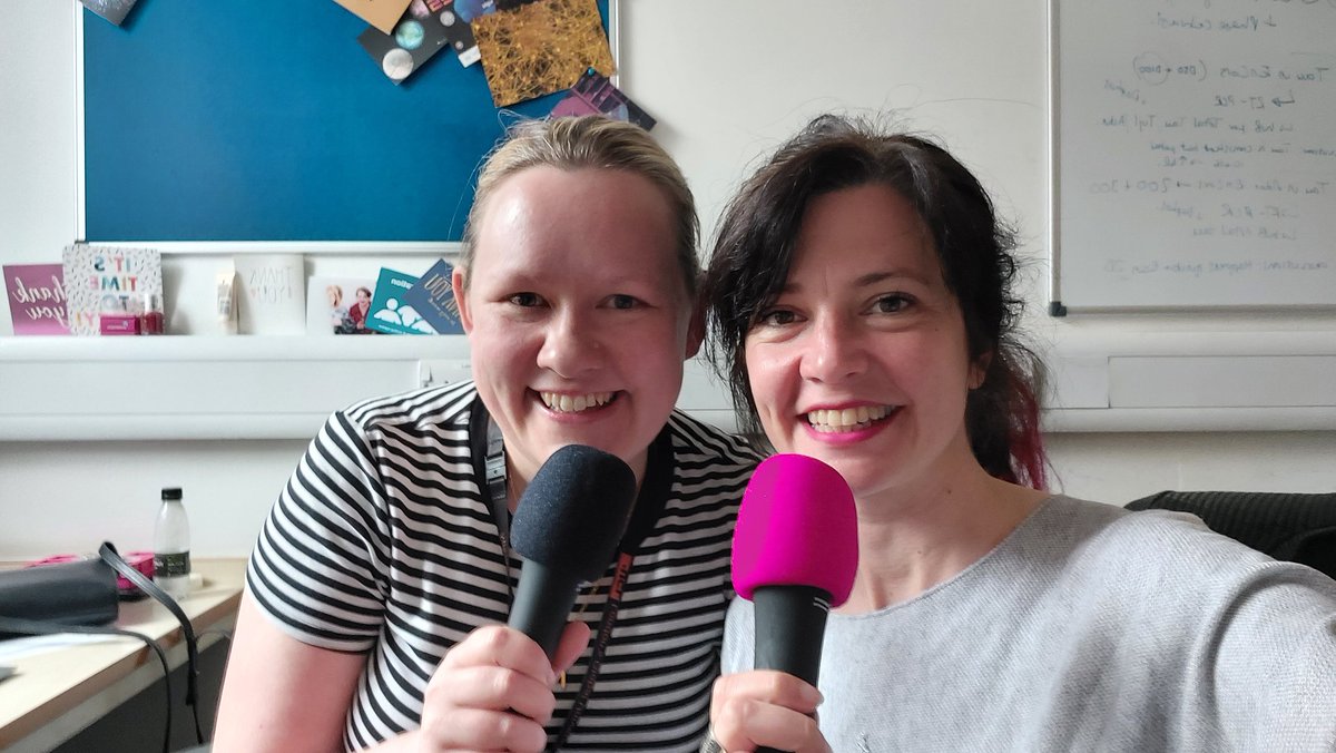 🎇 The first episode of @underlabcoat is recorded! 🎇 I'm so happy to have the amazing @SelinaWray as my first guest 😍 Thank you Selina 🙏🎙❤🥼 I can't wait to share it! Stay tuned!