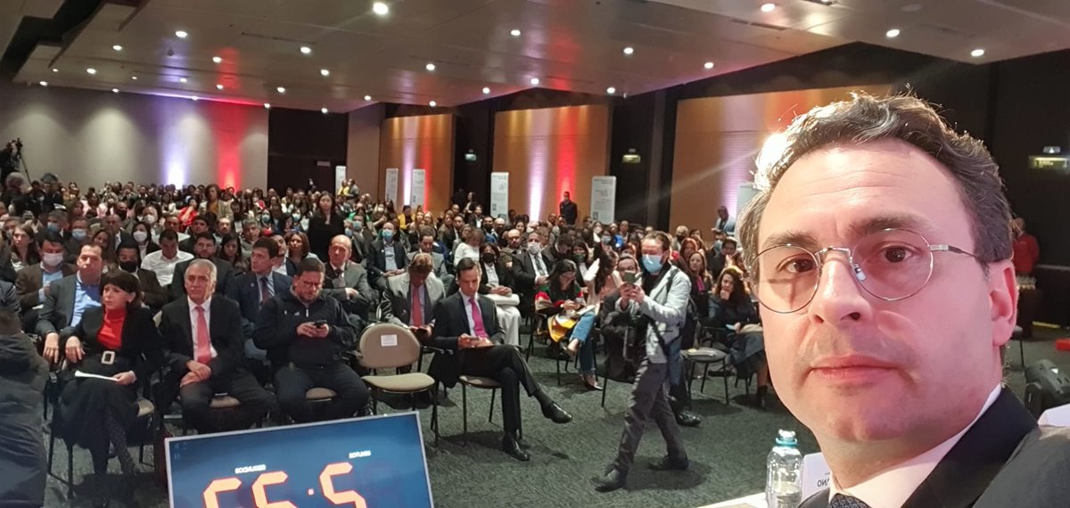 ¡10 años y contando!

Hoy celebramos una década de las iniciativas clúster lideradas por la <a href="/camaracomerbog/">Cámara de Comercio de Bogotá</a> conmemorando a los empresarios y empresarias, así como a nuestros aliados de sector público, academia y entidades de apoyo que han hecho posible esta historia.

#ClusterCCB