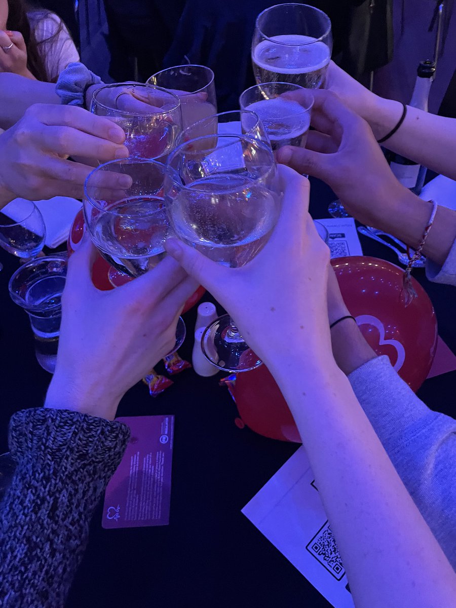 Manon Owen (@manonowen4) on Twitter photo A great way to end the #BHF4YPhD2022 student conference at Leeds! 🥂🍾 <a href="/TheBHF/">British Heart Foundation</a> A great way to end the #BHF4YPhD2022 student conference at Leeds! 🥂🍾 <a href="/TheBHF/">British Heart Foundation</a>