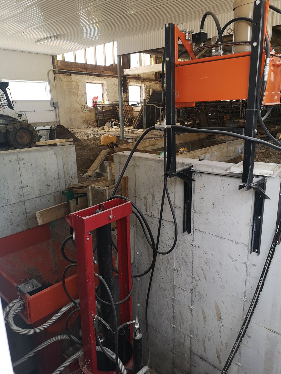 DortmansB's tweet photo. This Valmetal Solid Trans Piston Pump has been installed and is ready for this new entrant to start up in July.
#valmetal #dortmansbros https://t.co/siDqWXi9cq