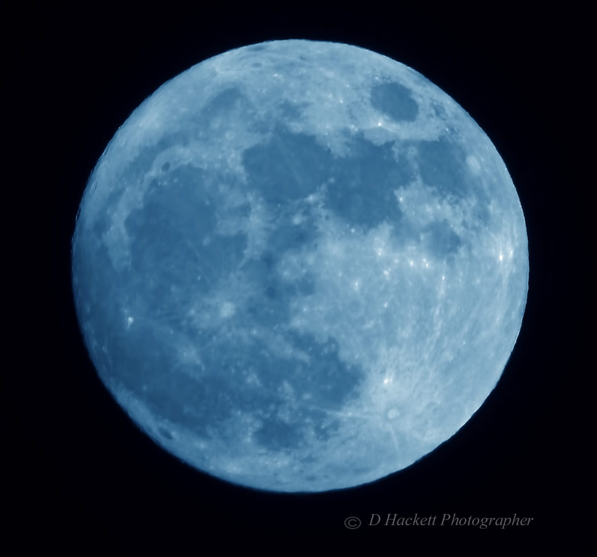 Blue Moon October 31, 2020, is a rare and unusual phenomenon. It is the second Full Moon of the month or the thirteenth Full Moon of the year. Secondly, the Blue Moon this year coincides with the international holiday – Halloween.  #moon #halloween  https://t.co/pwGi6FZKLo https://t.co/XXE0t54JaO