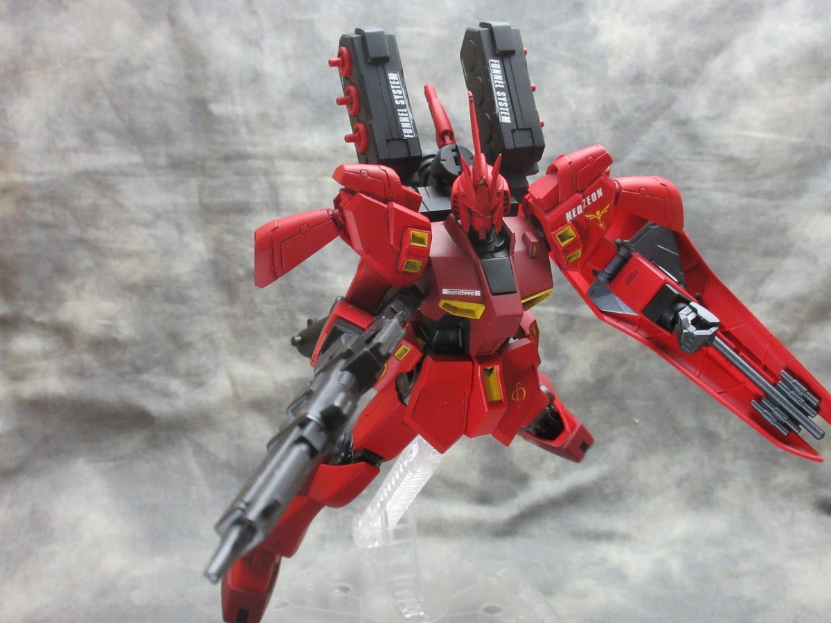 シャア専用νガンダム のモデル作品 (8 件) - Twoucan
