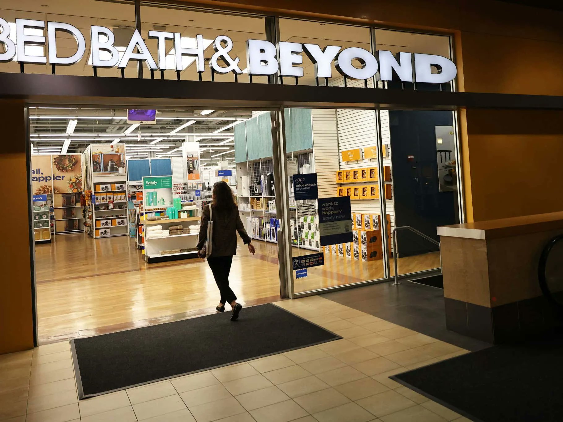 Barstool Sports on Twitter "Bed Bath & Beyond Just Killed InPerson