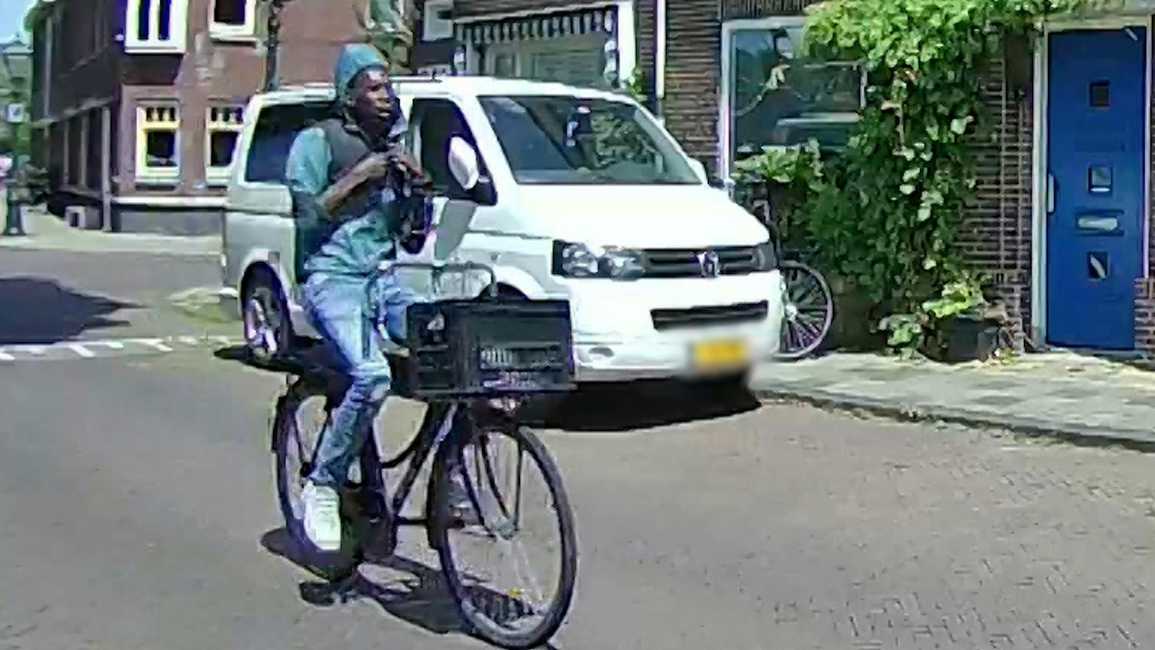 KAMERLEDEN VAN D66 NEMEN HET OP VOOR AFRIKAANSE VERKRACHTER VAN LEIDEN
😠😠😠
Lidmaatschap van D66 ligt voor hem klaar plus adviseurschap verkrachtingsproblematiek

Video - D66 maakt bezwaar tegen term 'Afrikaans beest' voor verkrachter Leiden nieuwnieuws.nl/5156730/video-…