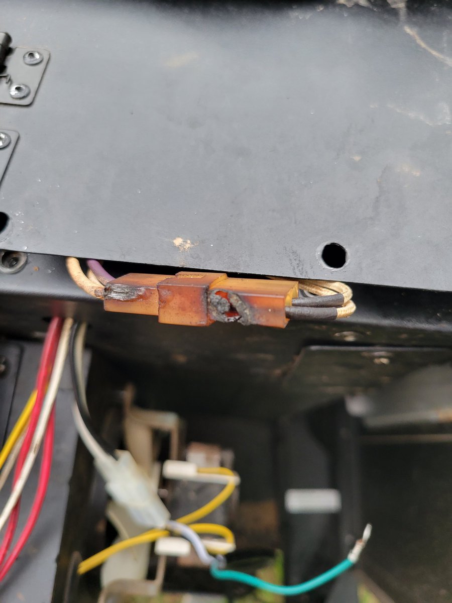 0xLittleLady_'s tweet photo. Lost my receipt now I can't get a replacement @PitBossGrills definitely will remember to save it next time https://t.co/rsbJaPApfn