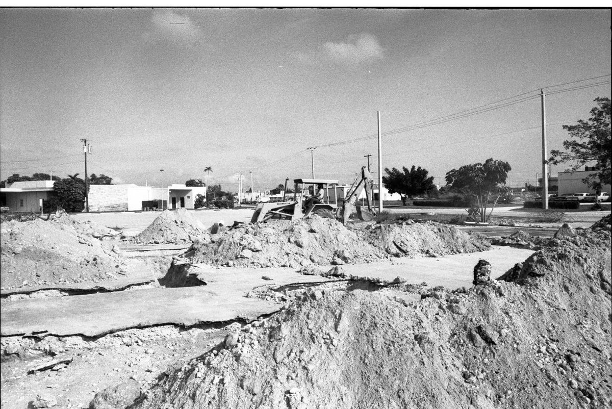 CriteriaMiami's tweet photo. Before.
The groundbreaking for the Criteria East Wing expansion circa 1980 Located on the SE corner of NE 149 st & 18 avenue.
.
.
.
📷Jim Johnson
#tbt #miamistudio #recordingstudio #musichistory #ripmack #respecttheroom #miami #studiodesign #studiobuild #acousticdesign https://t.co/6adROGm2ID