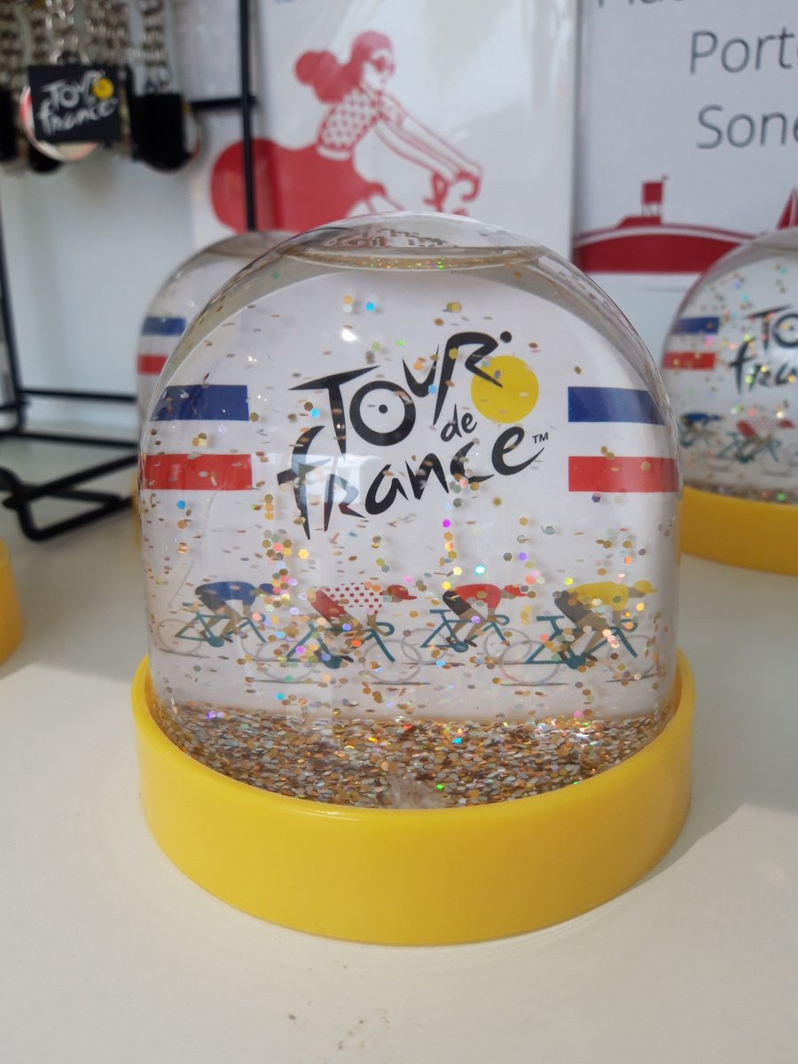 Dunkerque's tweet image. Remportez un accès pour 2⃣ personnes au Kursaal avec vue sur la ligne de départ le mardi 5 juillet dès 10h
✅Follow @Dunkerque
✅RT et répondez à la question:
En quelle année Dunkerque a-t-elle accueilli le tour de France cycliste pour la dernière fois ?
✅TAS le 04/07 à 10h
🤞🍀