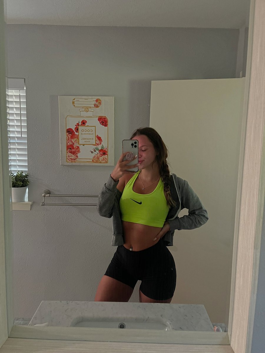 Abbie tweet media