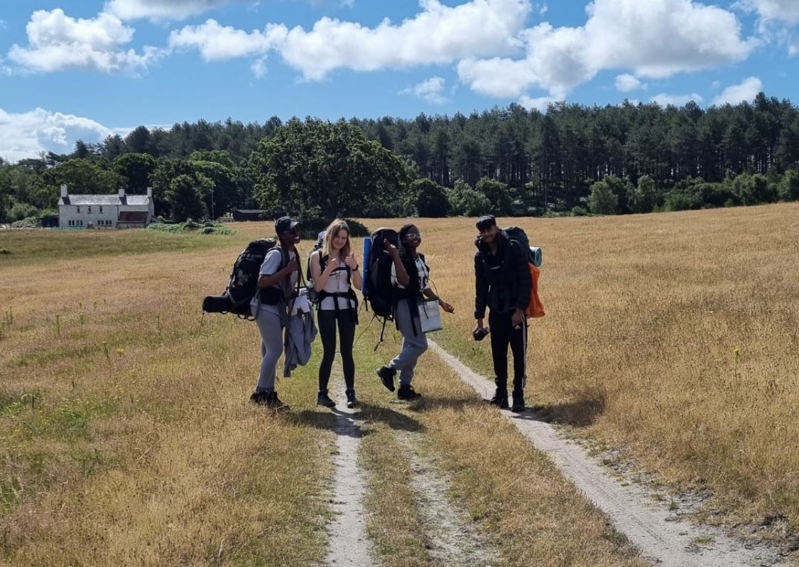 Glorious weather for the Year 12 D of E Silver trip! #USFproud #AVBproud <a href="/AvonbourneUL/">Avonbourne Boys' and Girls' Academies and USF</a>