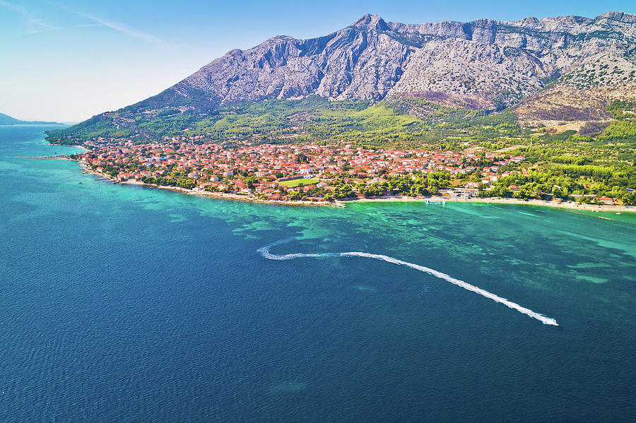 The new Pelješac Bridge opens in mid-July 2022 and connects a world of Croatia's beautiful treasures including our Villa &amp; Winery in the charming village of Orebić.   bit.ly/3y0a8ir  via <a href="/Telegraph/">The Telegraph</a> 

#Croatia #relaischateaux #adriaticsea #winelovers