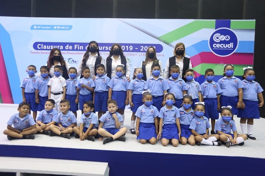 dif_tam's tweet photo. 213 niñas y niños concluyen su educación preescolar en los #CECUDI de #Tamaulipas entregamos sus constancias a 83 niñas y niños egresados de los Centros de Cuidado Diario Infantil, Victoria y Clarita Nava Ulíbarri, dependientes del #DIFTam #Cdvictoria @EDUCATAM https://t.co/VWD2gSIdQa