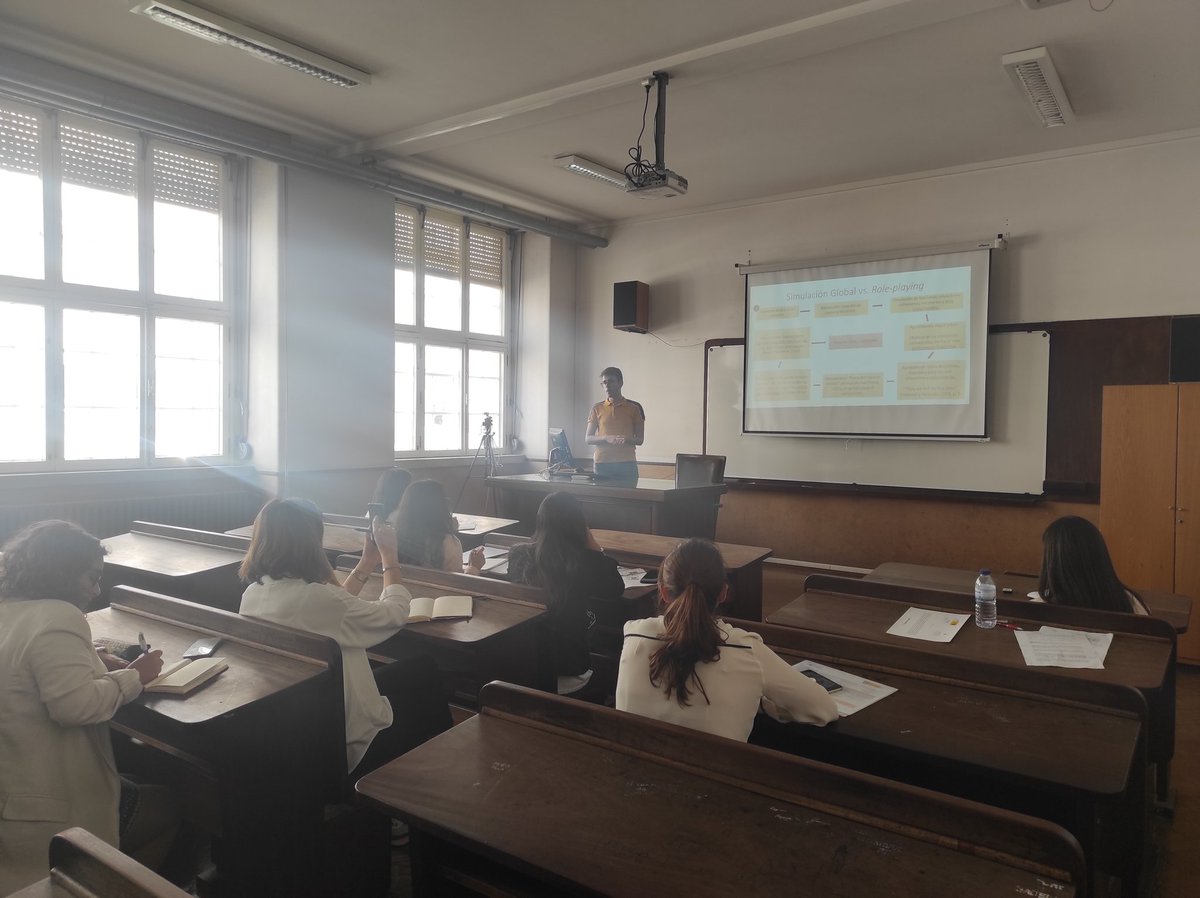 Joan R. Sapiña plantea sus reflexiones sobre la simulación global y oral como instrumento de evaluación #CongresoELEenPortugal