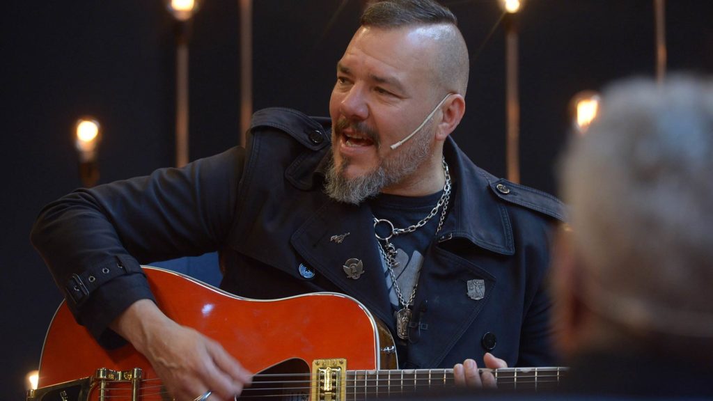 JuanePelegrin's tweet photo. Vuelve uno de los mejores contenidos del canal de #Youtube de @Mega983
🧷 Este sábado a las 10:00 am vuelve el #QueSabe con * me pongo de pie * Fer Ruiz Díaz. 

Arranca la segunda temporada de esa hermosa sección, no @MCorrea75? https://t.co/hAYwLF88WN