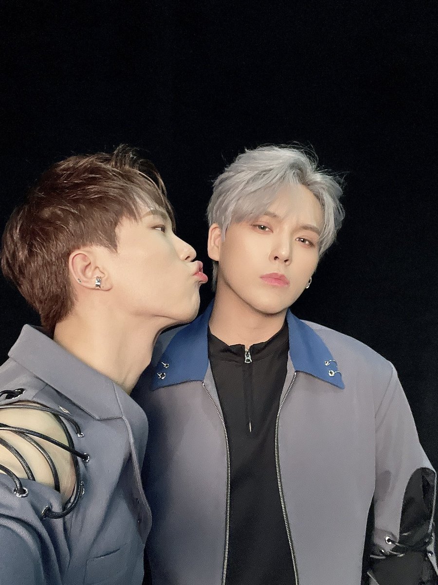 DIA_CRUNCH's tweet photo. 우리 우기형❤️ 생일 이따시만큼 축하해!
늘 아끼고 고맙고 사랑해❤️

#우리욱이형 #생일축하해 #현오 https://t.co/xzsnH2IUSA