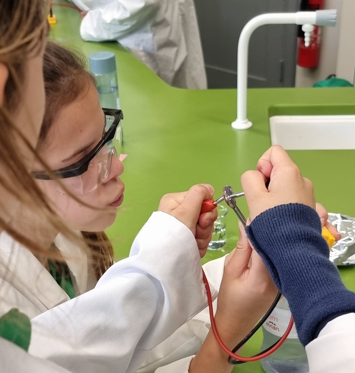 Making #batteries with @maidavaleyear9. Alessandro Volta would be proud!