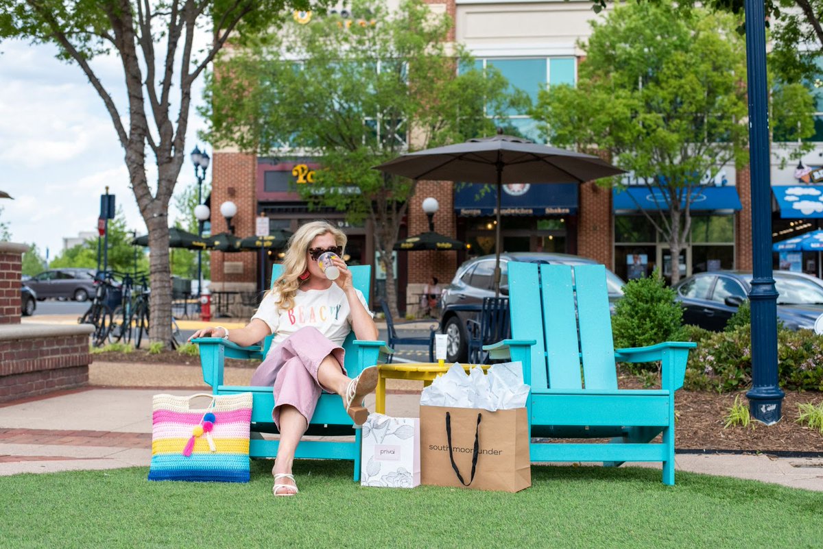 Hello, sunshine. Hello, good times. @nicoleraithelstyles is catching all the good vibes as she soaks up the sun, sips and good eats on our patios!🍹Join us to make the most of patio season and summer fun at Fairfax Corner! ☀️Details: bit.ly/3yuSwfN