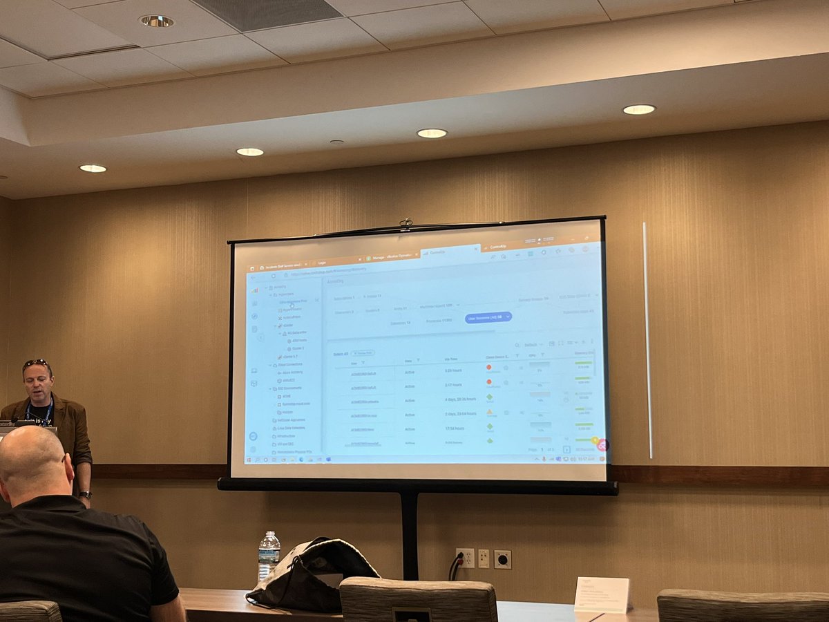 RichardKenyan's tweet image. Checking out @ControlUp @VMwarevSphere integration at #BostonUserCon