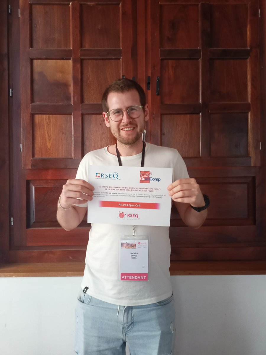 Thrilled to recieve a poster prize at #BienalRSEQ2022! Many thanks to all organizers for such a nice presencial congress! @BienalGranada22 @RSEQUIMICA @IQCCUdG @DIMOCAT_iqcc @LledoAgus @ferranfeixas @ralvarezyebra  #supramolecular #chemistry #fantasy