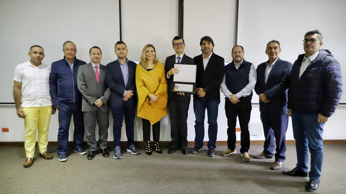 MinTransporte tweet media