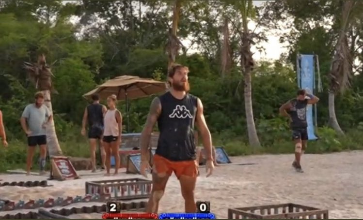 seninle gurur duymayalım da ne yapalım füzem

BenimSampiyonum AnılBerkBaki