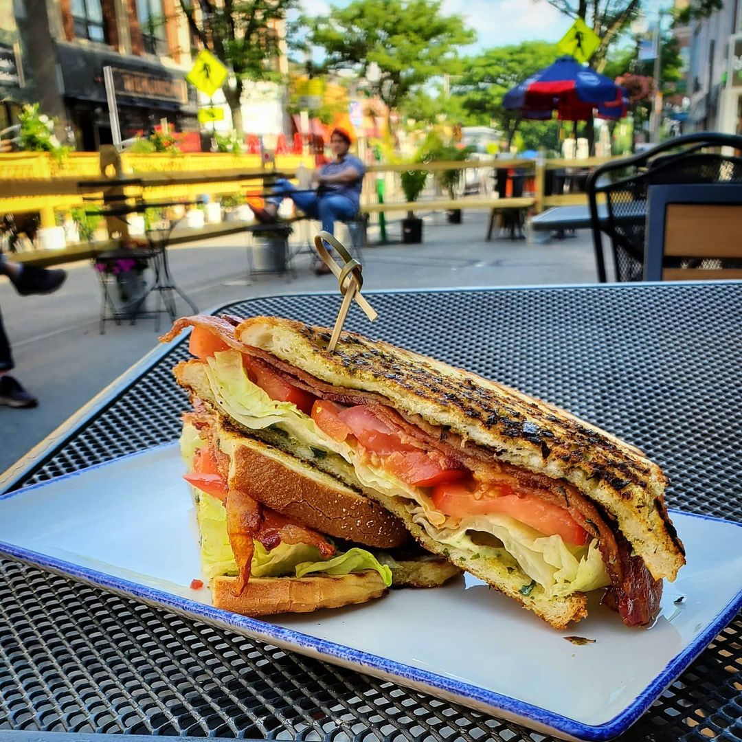 Couldn't ask for a better day to enjoy a patio sandwich 😎 We open for lunch at 12! #davissquare