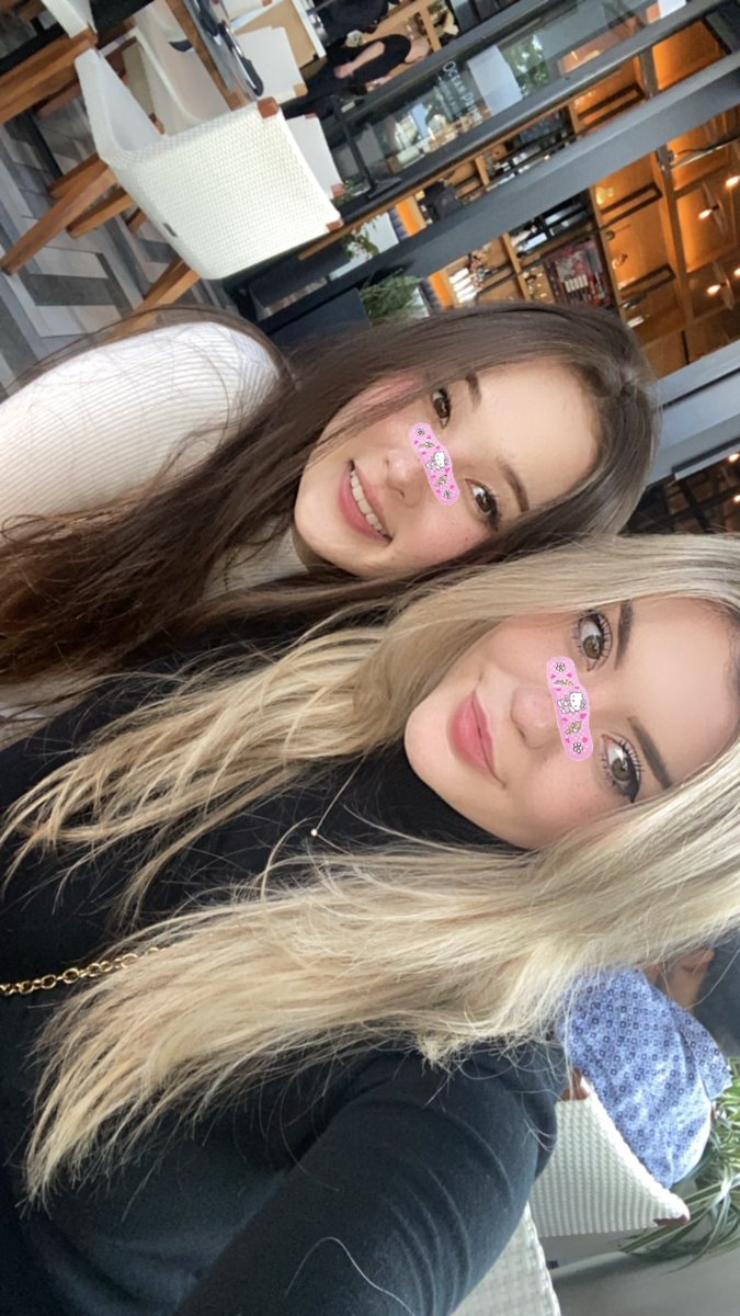 brookeab tweet picture