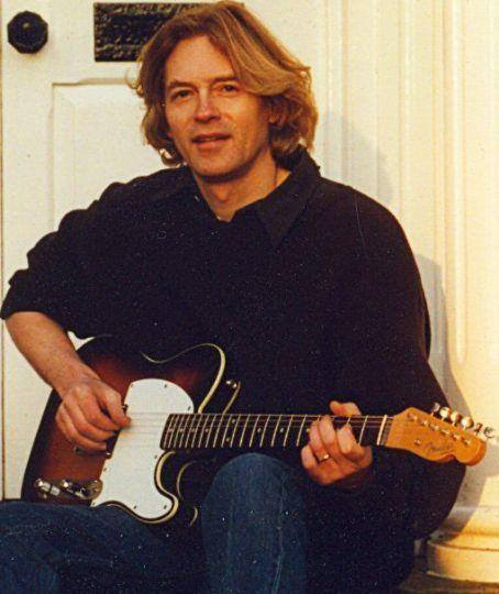 Jazz_Ioude's tweet photo. #LaFotoRockDelDía
(#HalLindes, fue guitarrista de la banda #DireStraits) https://t.co/4p7keAtm2r