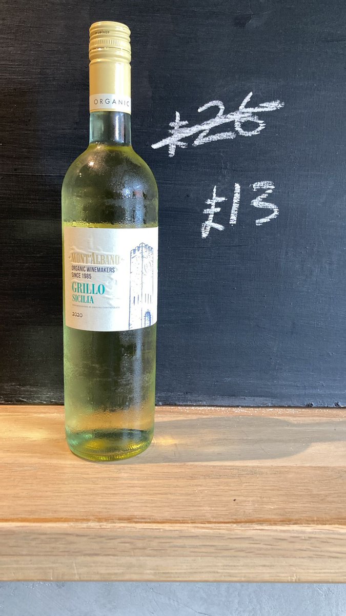 hellocreameries's tweet image. HALF PRICE WINE 😎🙌🏽

Unfortunately we’re short staffed in the kitchen again, please bear with us! But what we CAN do is half price bottles of wine 💃 

That should make everything better, right? 

See you in 15.